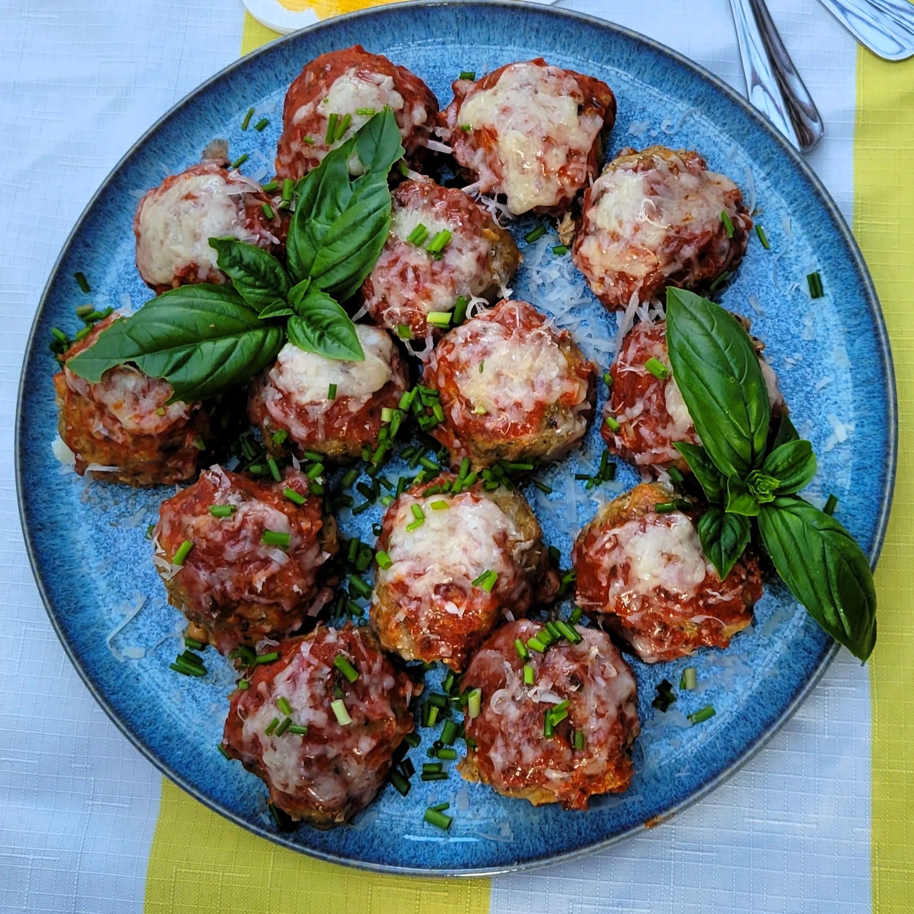 Baked parmesan chicken balls plated